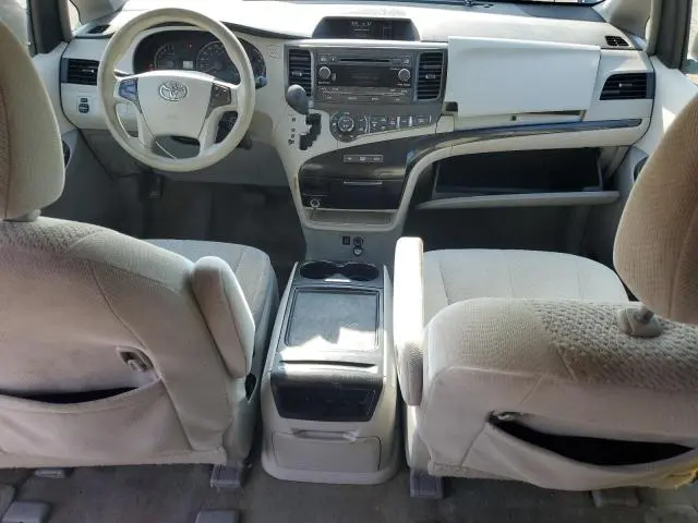 2014 TOYOTA SIENNA LE  