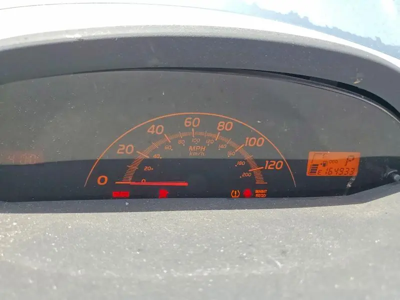 2010 TOYOTA YARIS BASE  