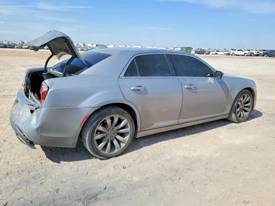 2017 CHRYSLER 300 LIMITED  