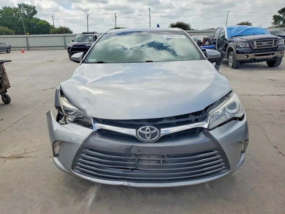 2015 TOYOTA CAMRY LE  