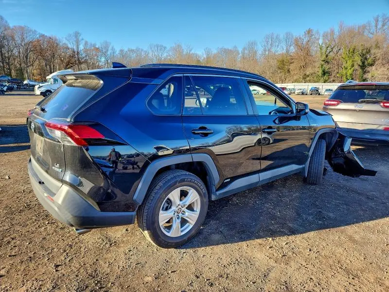 2021 TOYOTA RAV4 LE  