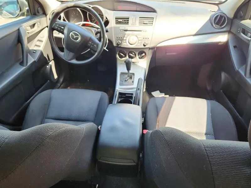 2010 MAZDA 3   