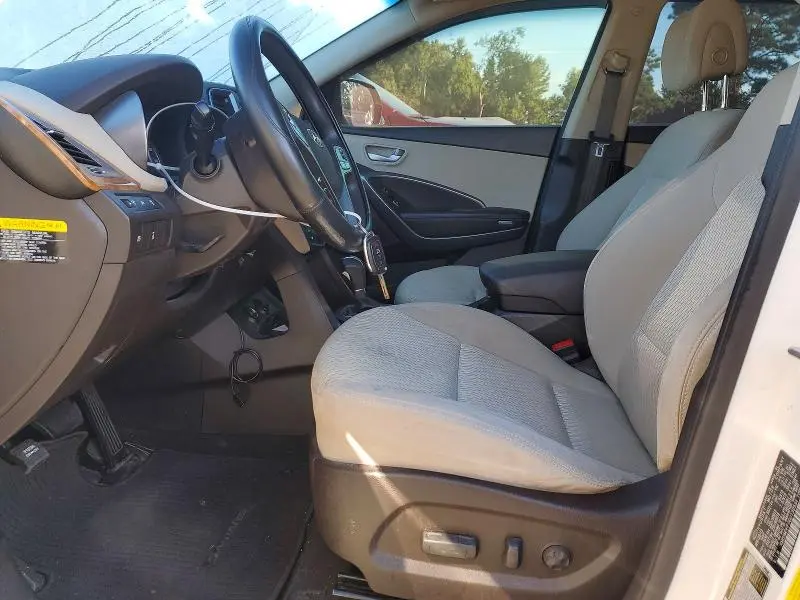 2016 HYUNDAI SANTA FE SE  