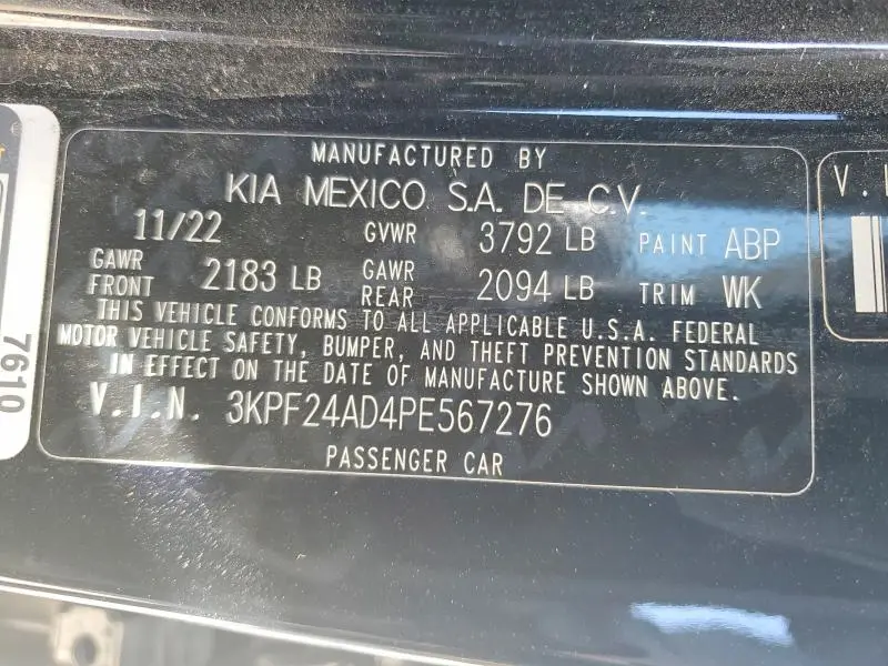 2023 KIA FORTE LXS  