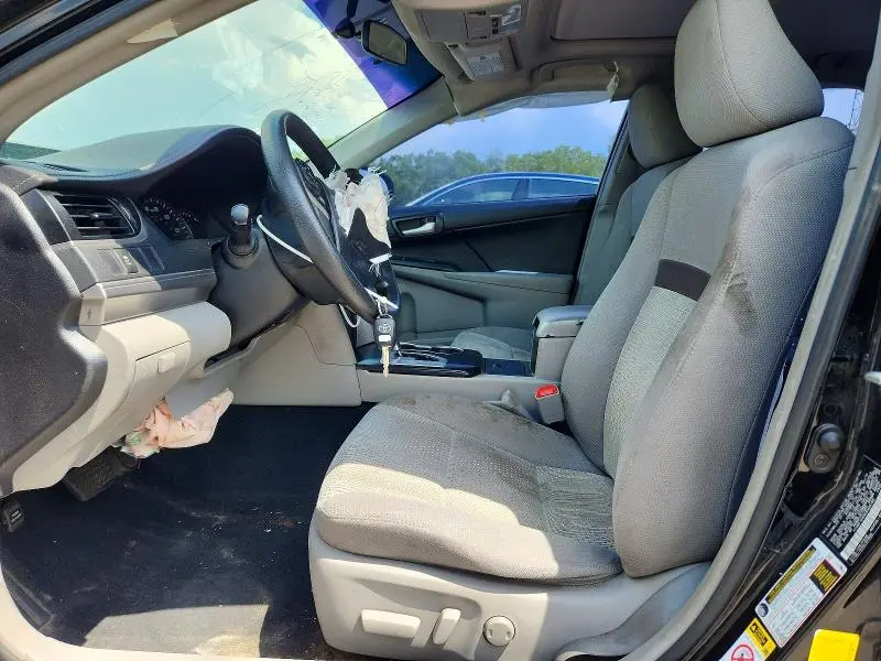 2014 TOYOTA CAMRY LE  