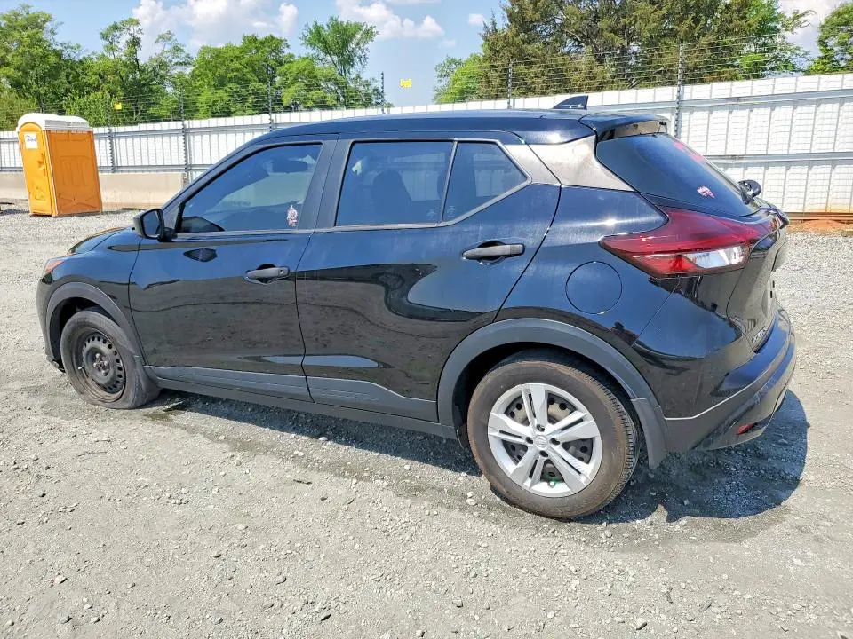 2023 NISSAN KICKS S  