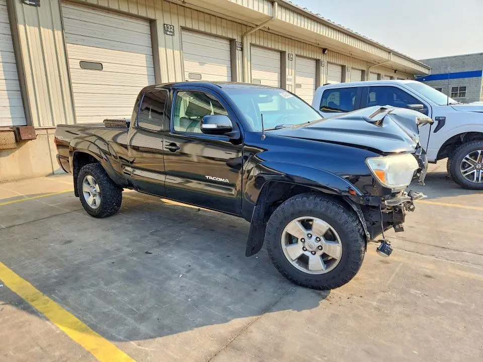 2014 TOYOTA TACOMA V6  