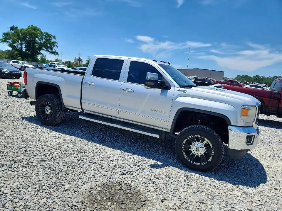2015 GMC SIERRA K2500 SLT  