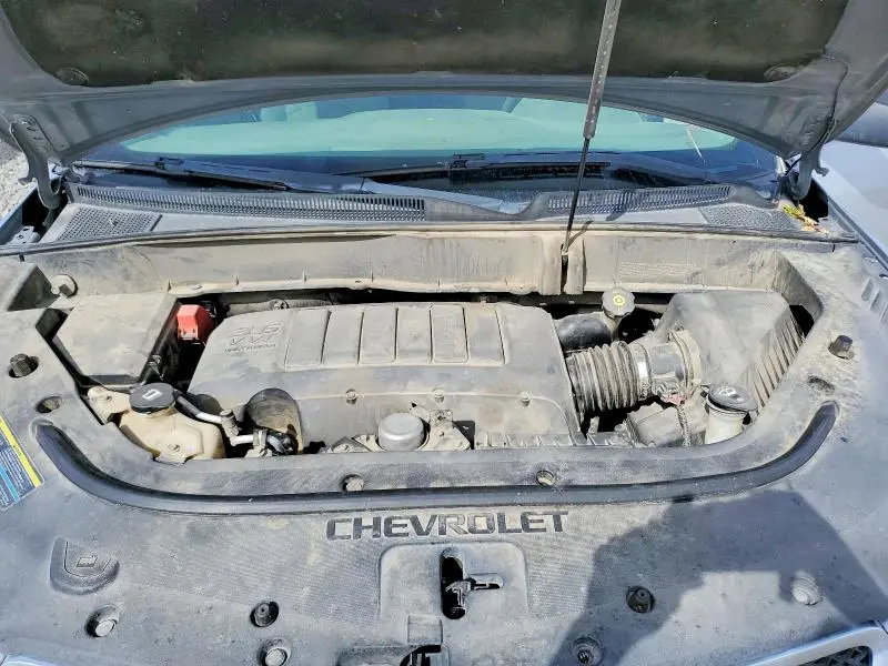 2010 CHEVROLET TRAVERSE LS  