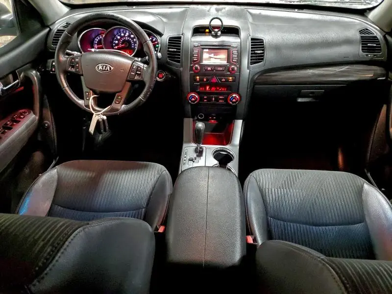 2012 KIA SORENTO EX  