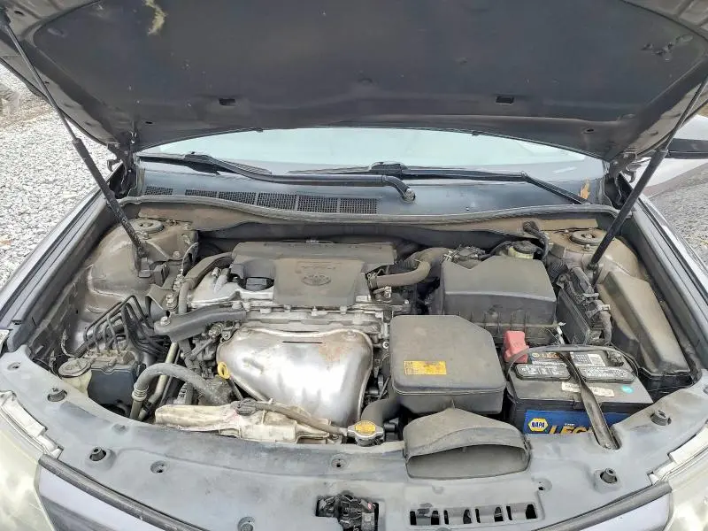 2014 TOYOTA CAMRY SE  