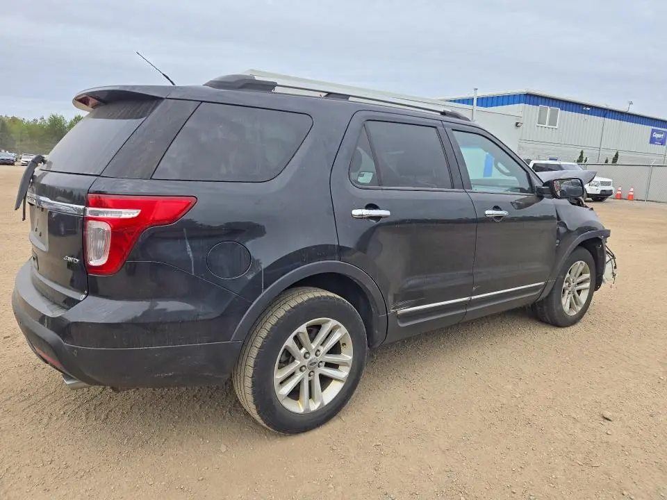 2011 FORD EXPLORER XLT  