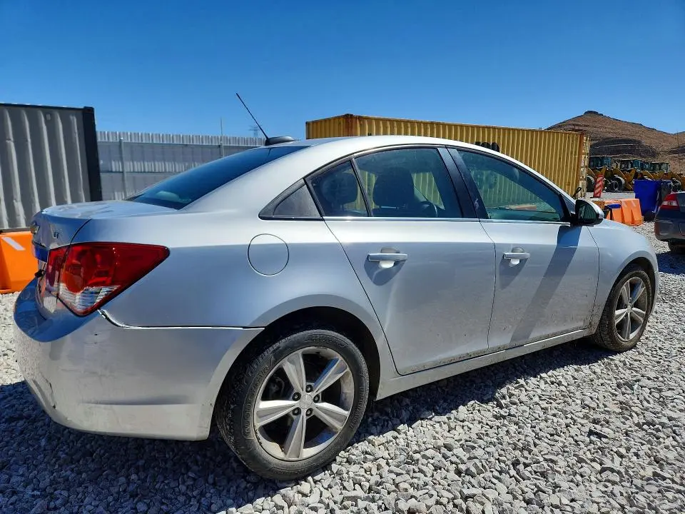 2015 CHEVROLET CRUZE LT  