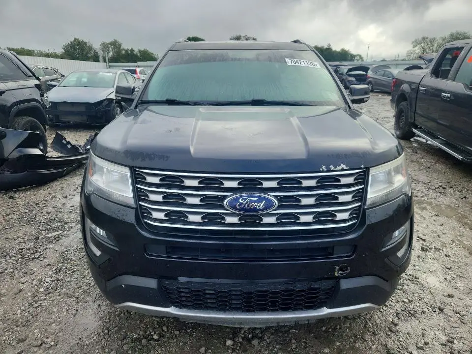 2017 FORD EXPLORER XLT  