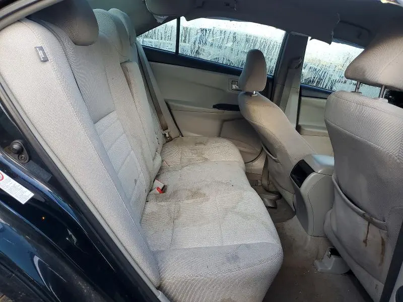 2015 TOYOTA CAMRY LE  