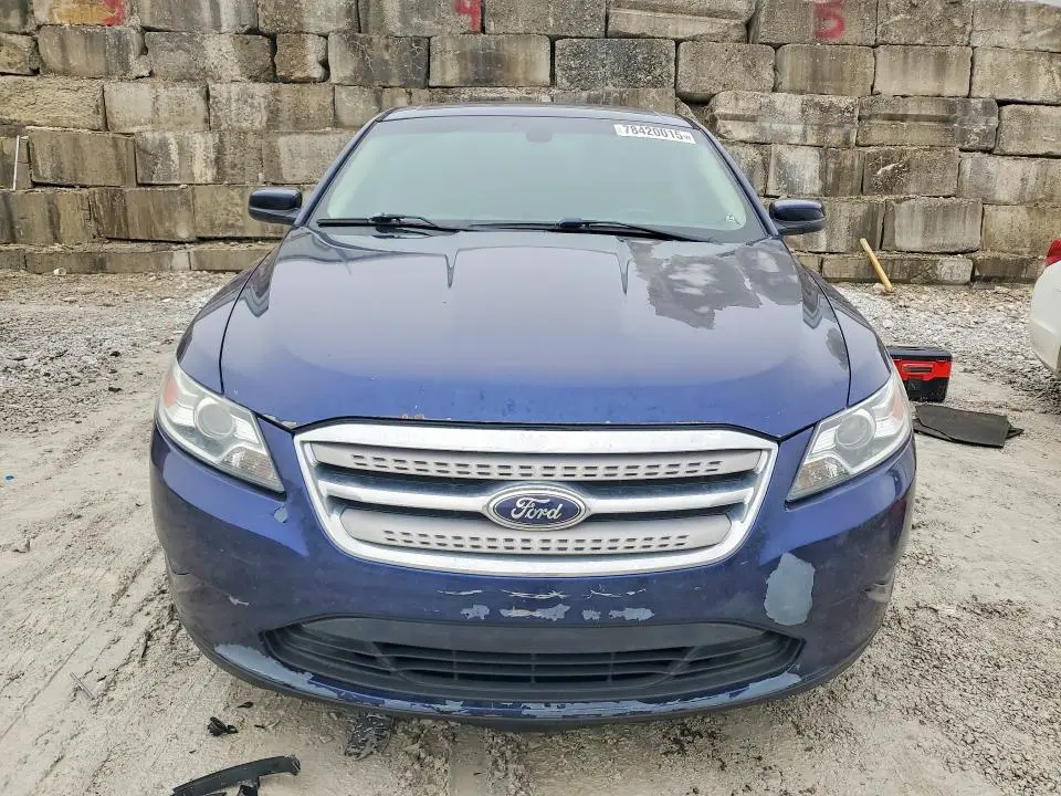 2011 FORD TAURUS SEL  
