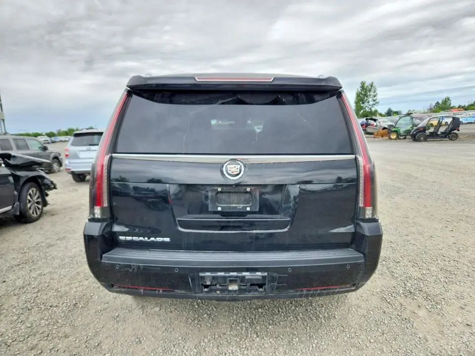 2015 CADILLAC ESCALADE LUXURY  