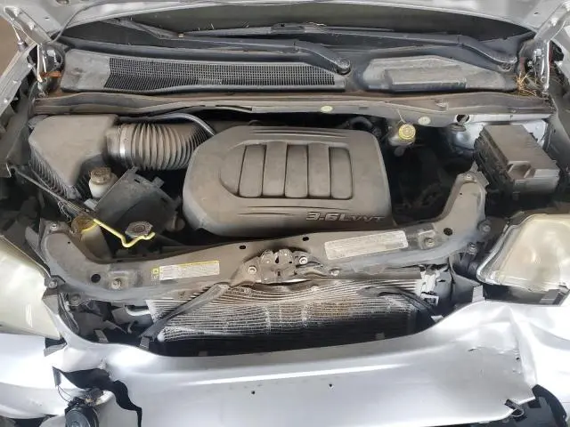 2012 DODGE GRAND CARAVAN SE  