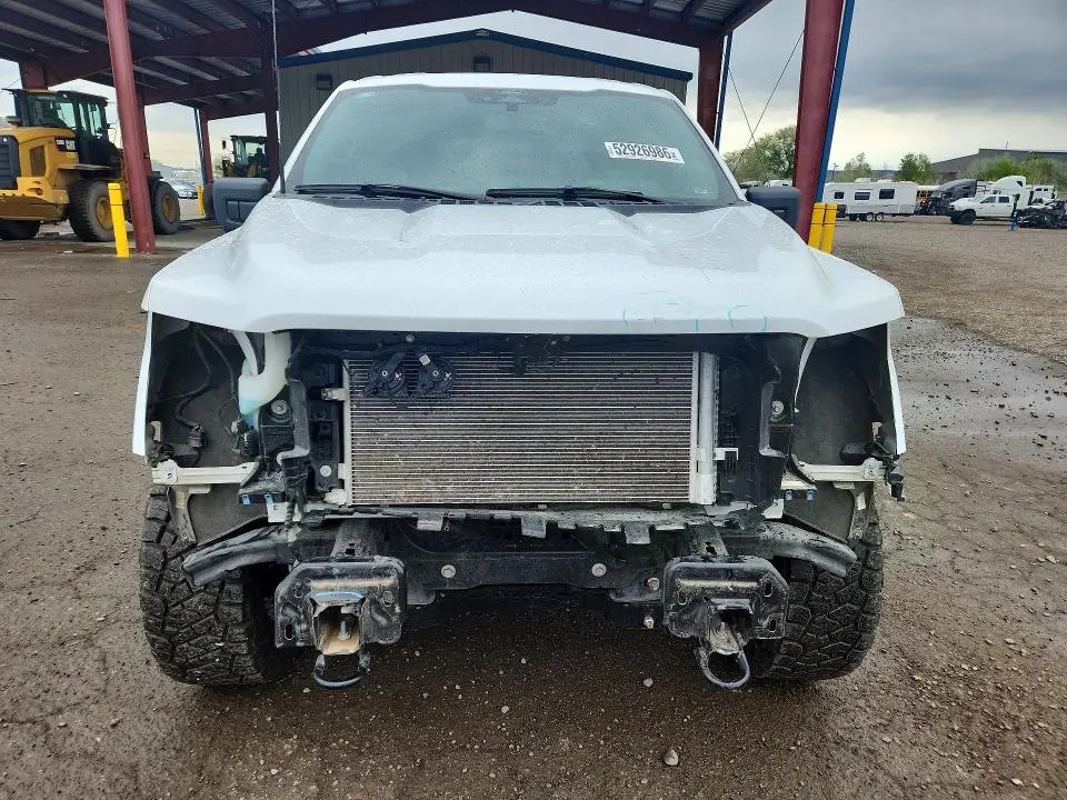 2024 FORD F150 XLT  
