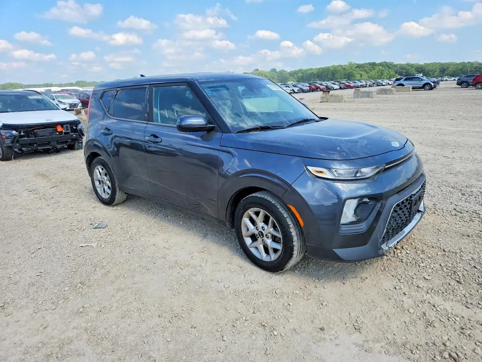 2020 KIA SOUL S  