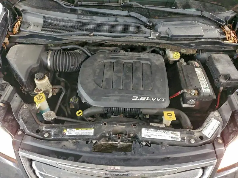 2011 CHRYSLER TOWN & COUNTRY TOURING L  