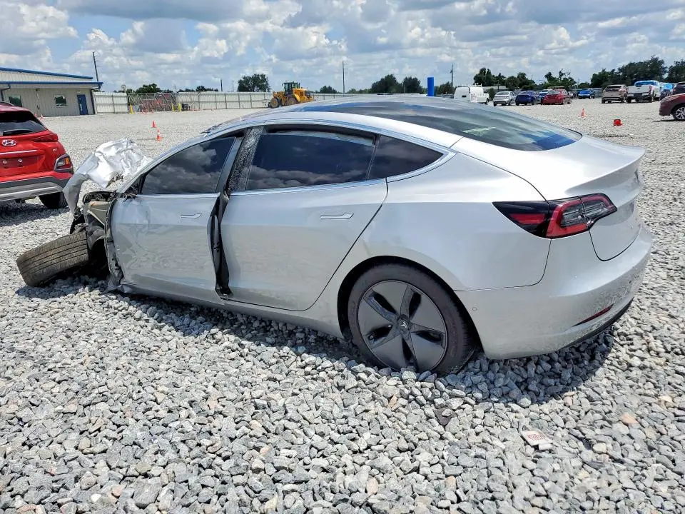 2018 TESLA MODEL 3   