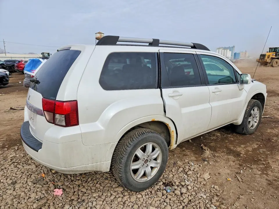 2011 MITSUBISHI ENDEAVOR LS  