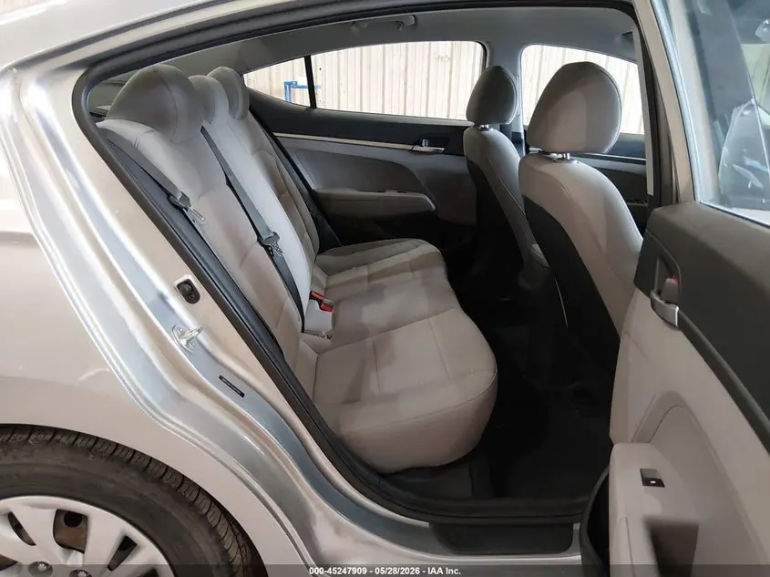 2020 HYUNDAI ELANTRA SE