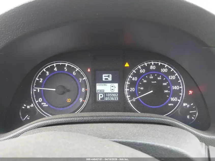 2010 INFINITI G37  