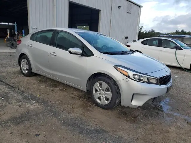 2017 KIA FORTE LX  