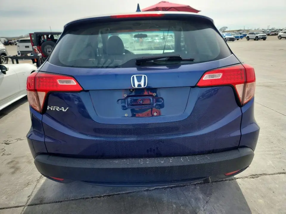 2017 HONDA HR-V LX  