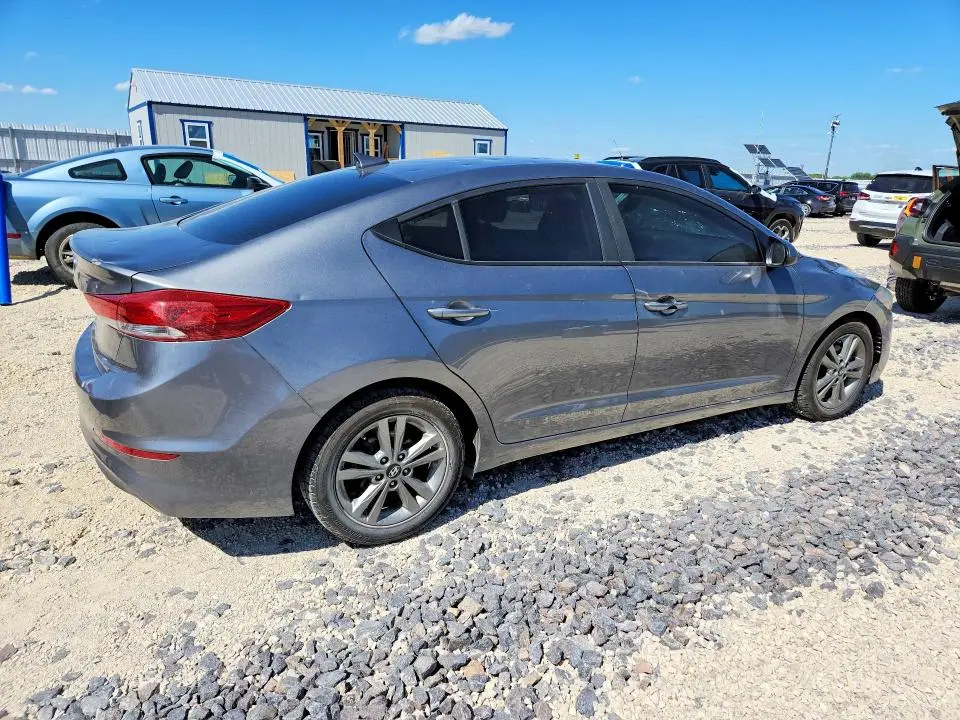 2018 HYUNDAI ELANTRA SEL  