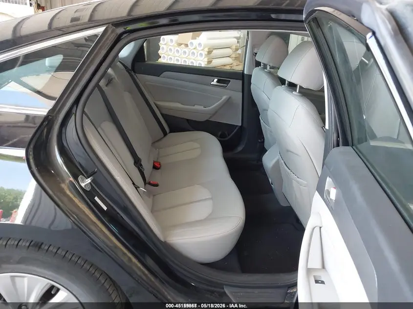 2018 HYUNDAI SONATA HYBRID SE