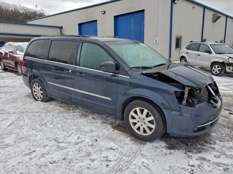 2013 CHRYSLER TOWN & COUNTRY TOURING  