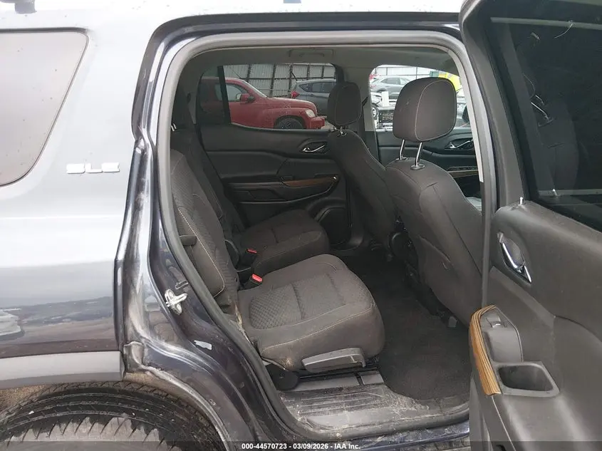 2018 GMC ACADIA SLE-2