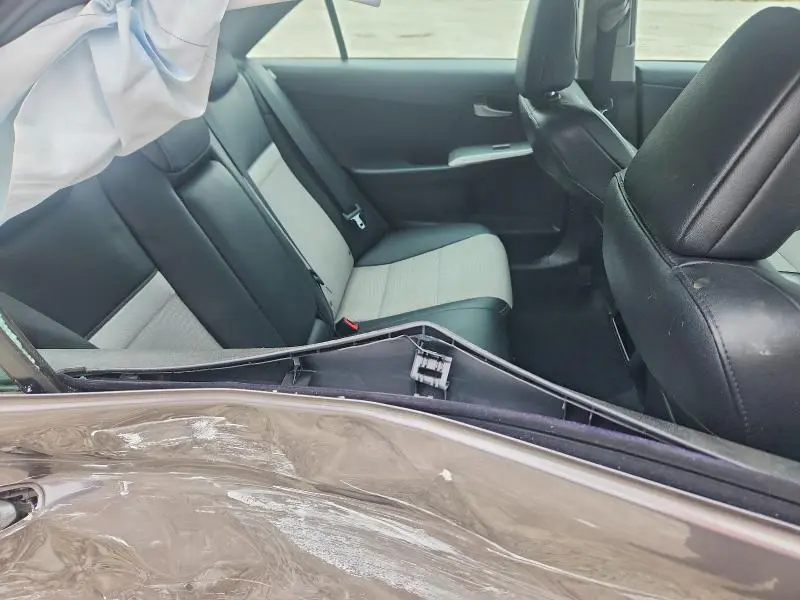 2014 TOYOTA CAMRY SE  