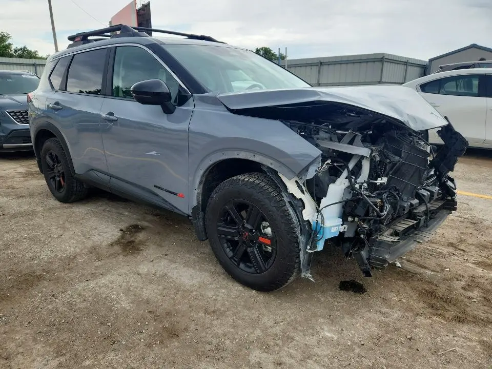 2025 NISSAN ROGUE ROCK CREEK  