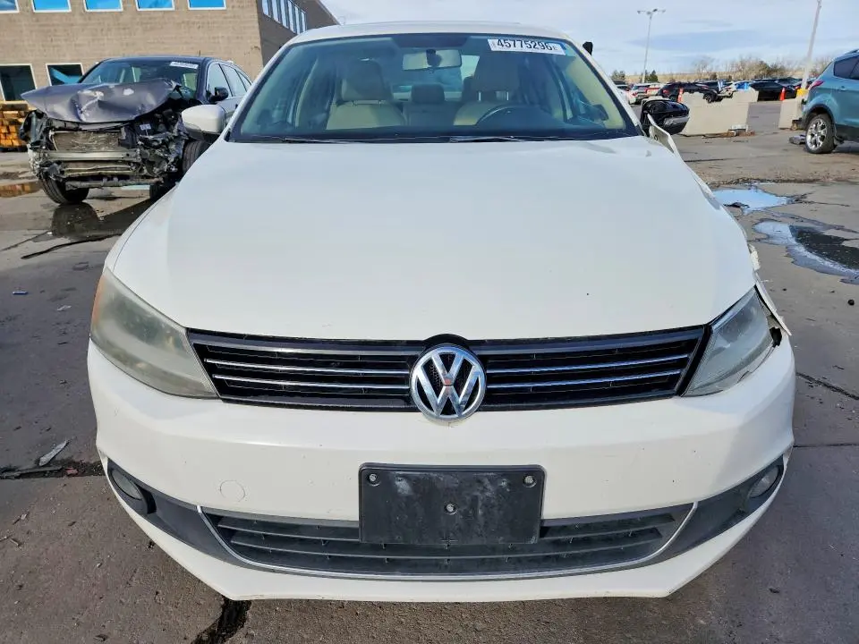 2012 VOLKSWAGEN JETTA TDI  