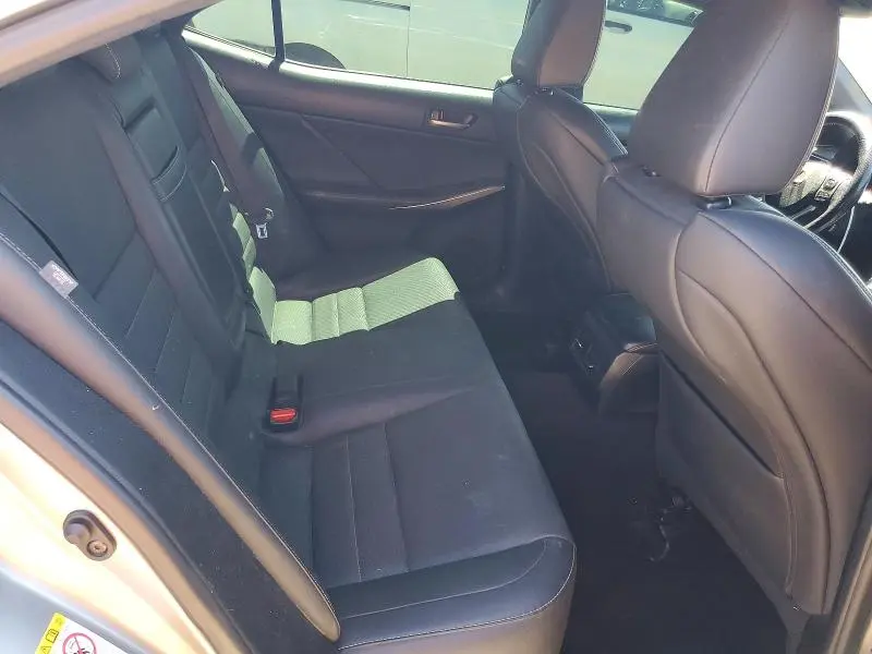 2018 LEXUS IS 300  