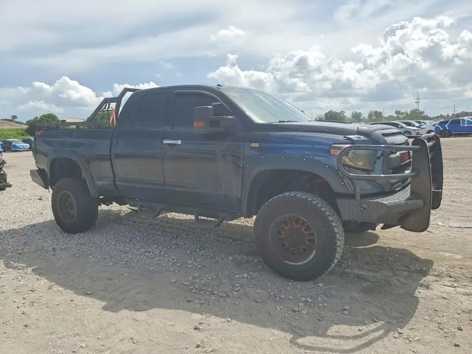 2015 TOYOTA TUNDRA DOUBLE CAB LIMITED  