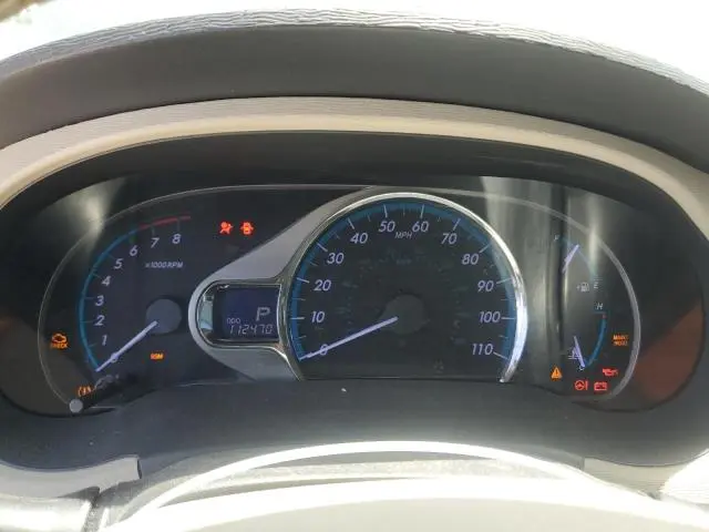 2013 TOYOTA SIENNA XLE  