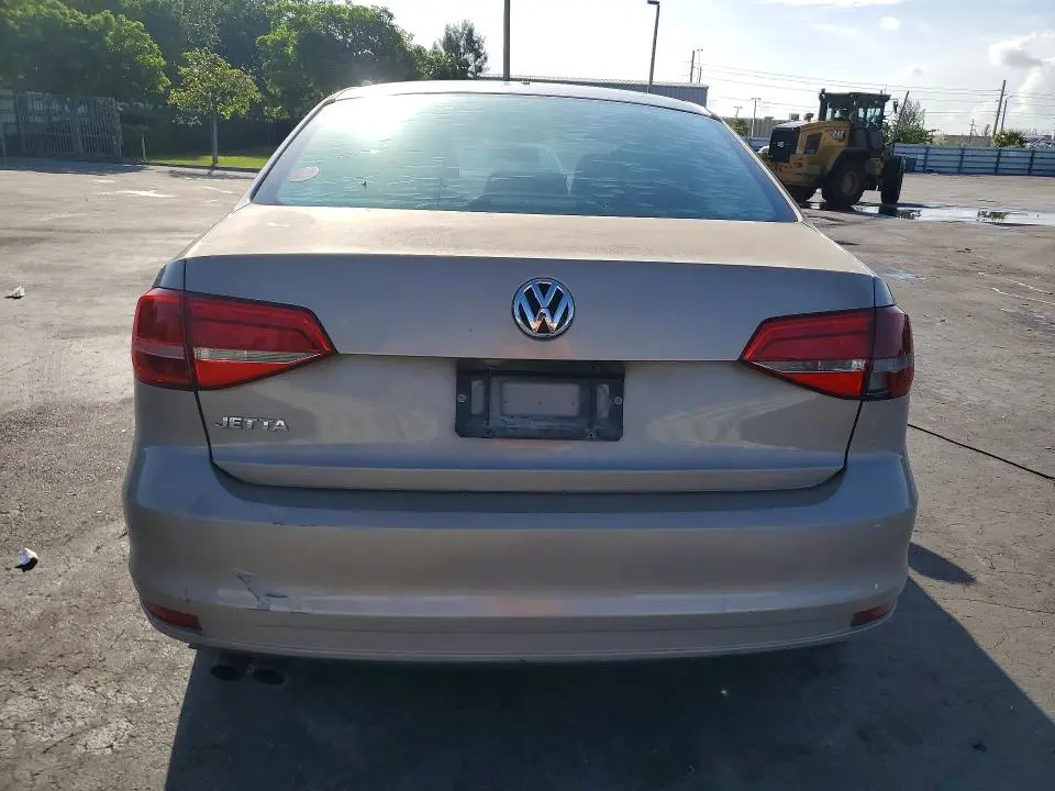 2015 VOLKSWAGEN JETTA BASE  