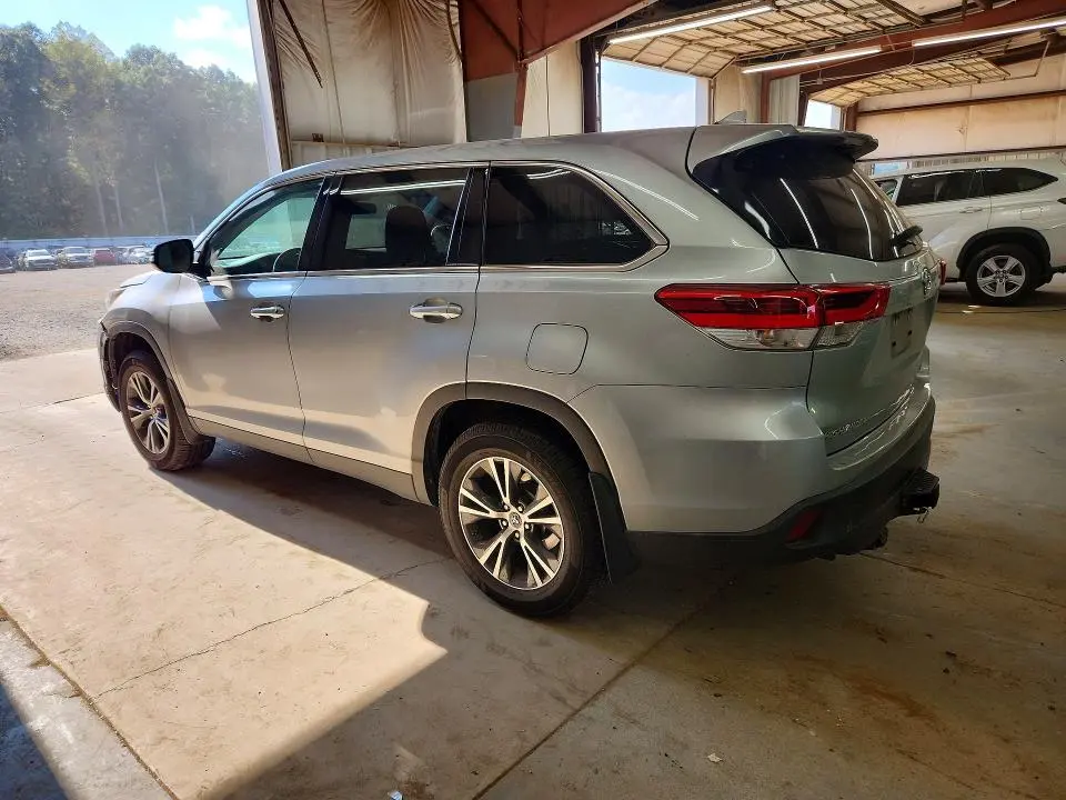 2019 TOYOTA HIGHLANDER LE PLUS  