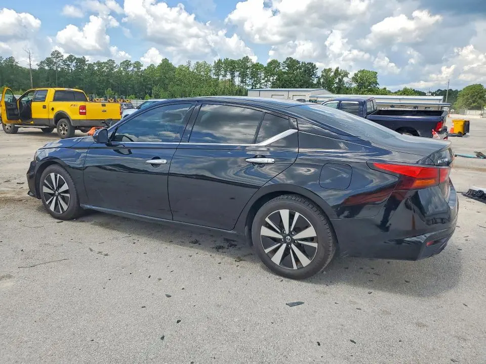 2019 NISSAN ALTIMA SL  
