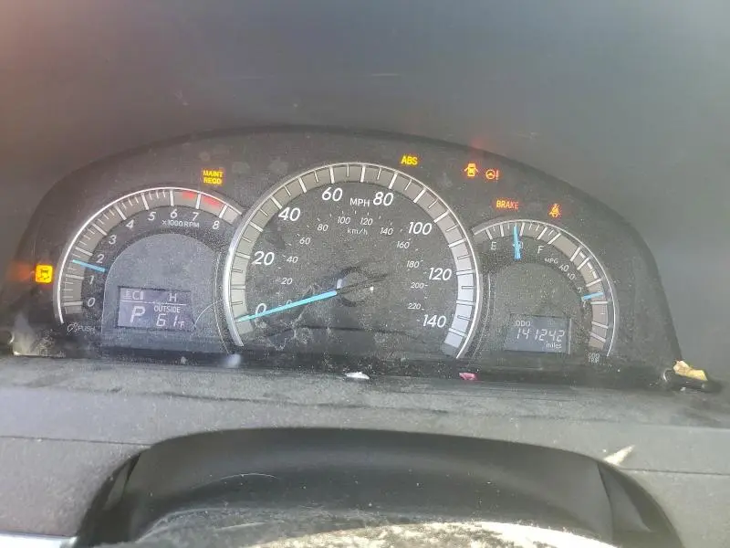 2012 TOYOTA CAMRY BASE  