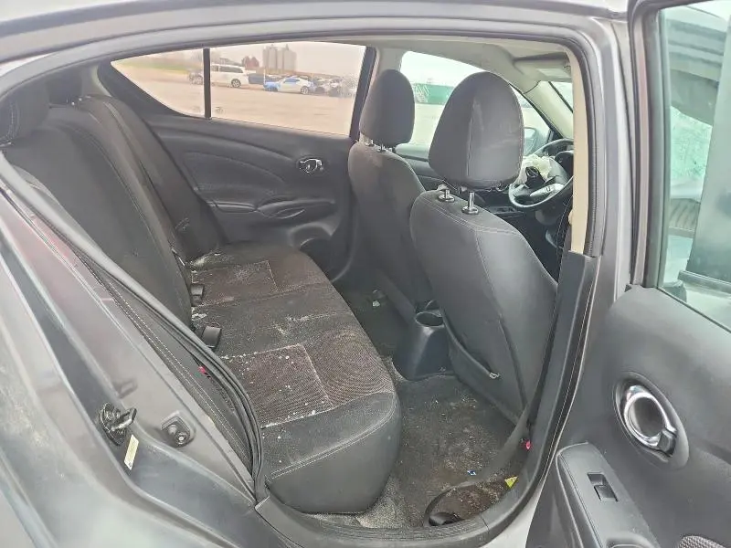 2019 NISSAN VERSA SV  