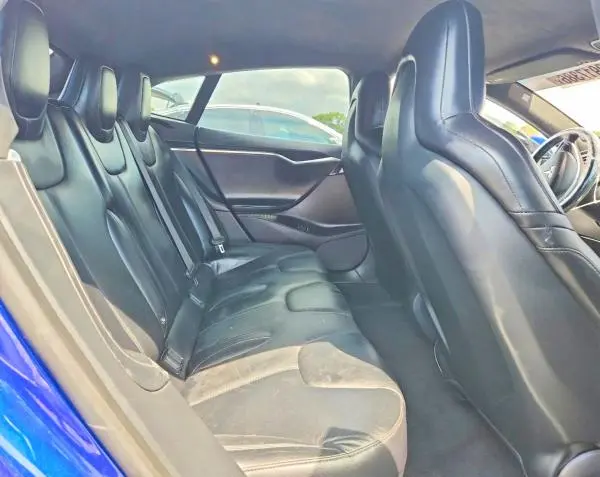 2015 TESLA MODEL S   