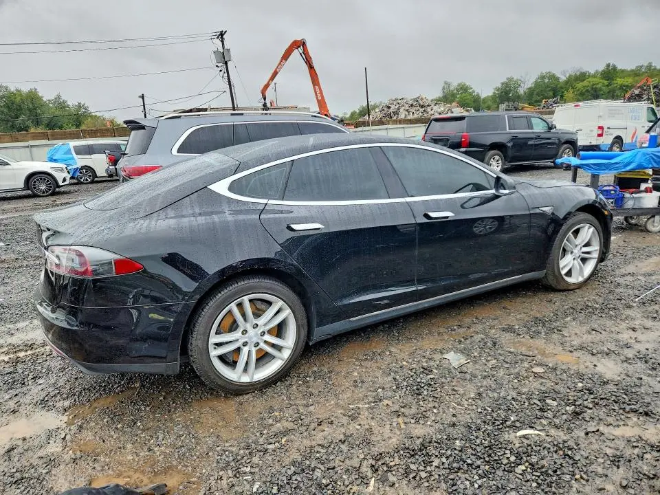 2013 TESLA MODEL S   