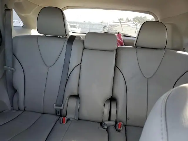 2013 TOYOTA VENZA LE  