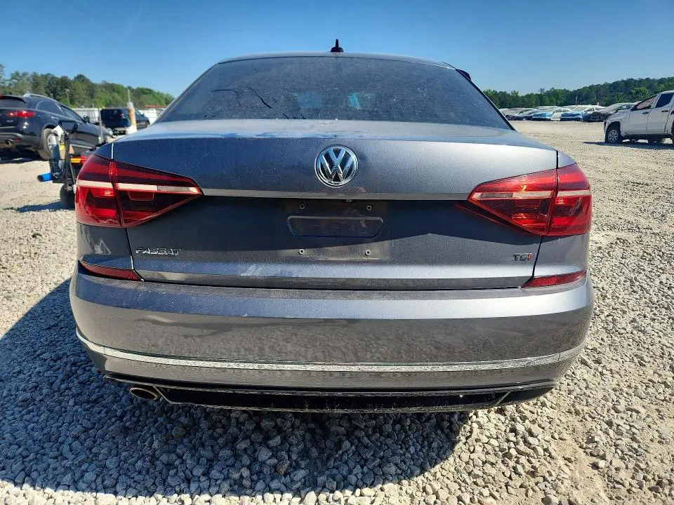 2018 VOLKSWAGEN PASSAT S  